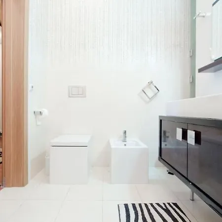 Apartment On Gagarin Plato 5/3